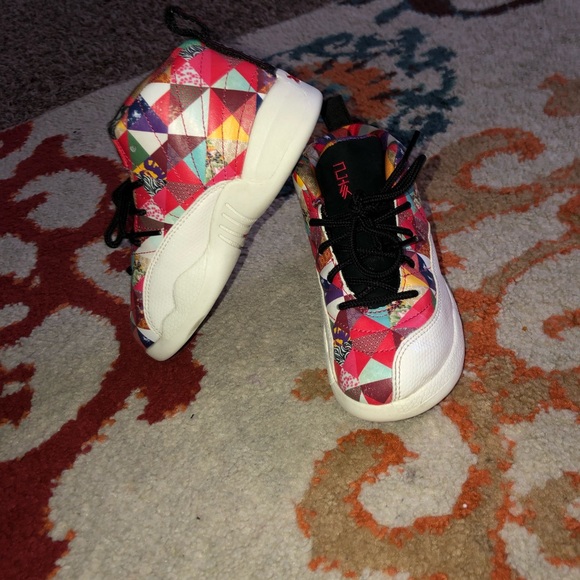 Jordan retro 12 “CNY” Toddlers - Picture 1 of 3